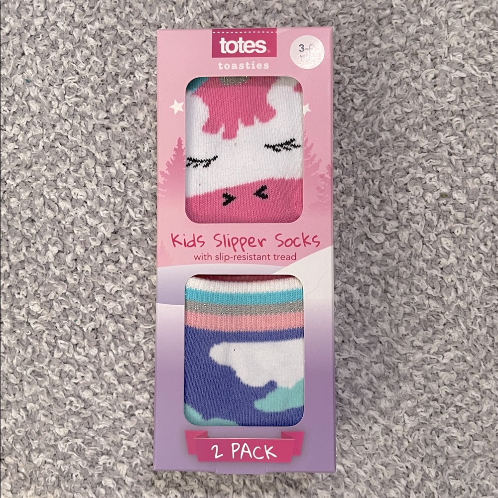 NIB- Totes Toasties- kids 3-6yr- slipper socks